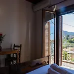 Chrysanthi 卡德哈米利