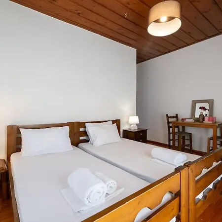 Chrysanthi * Kardamyli